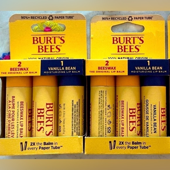 Burt's Bees Moisturizing Lip Balm~2packs~6 lip balms~NEW - Picture 1 of 4